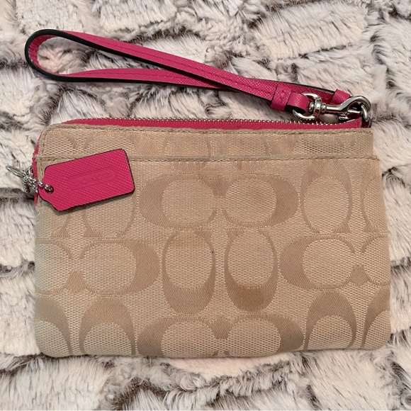 Coach mini wallet with strap - Picture 3 of 3